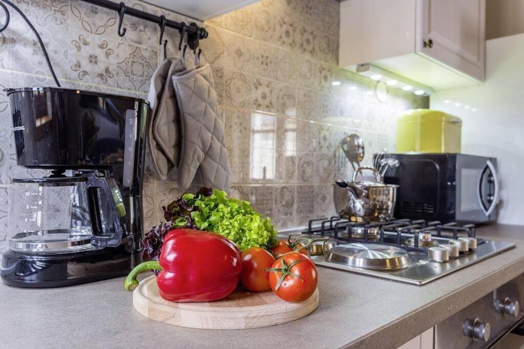 House Kristina **** Villa Burići Екстериор снимка