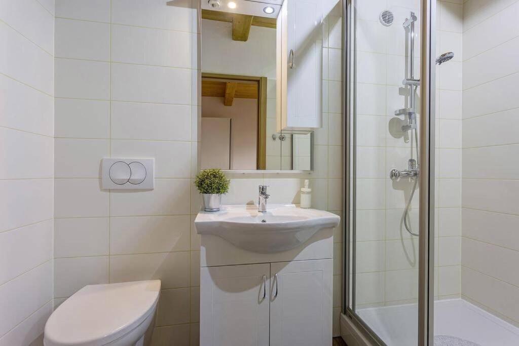 House Kristina **** Villa Burići Екстериор снимка